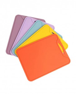 Silicone chopping board