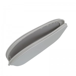 Portable zipper cosmetic handbag