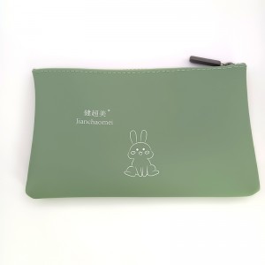 Portable waterproof silicone cosmetic bag