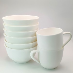 Environmentally friendly tableware silicone bowl